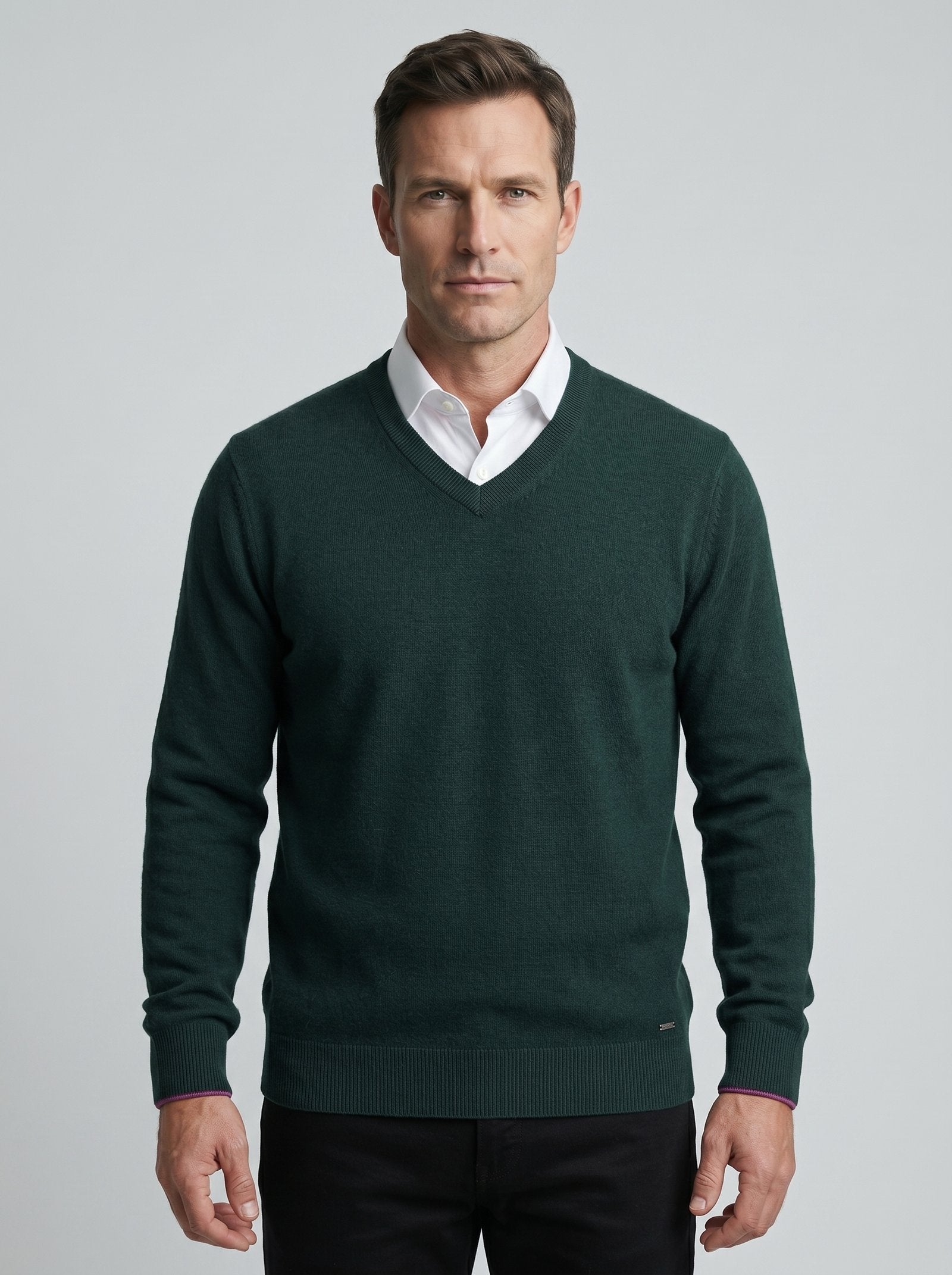 Men's V-Neck Cashmere Sweater — Dark Green