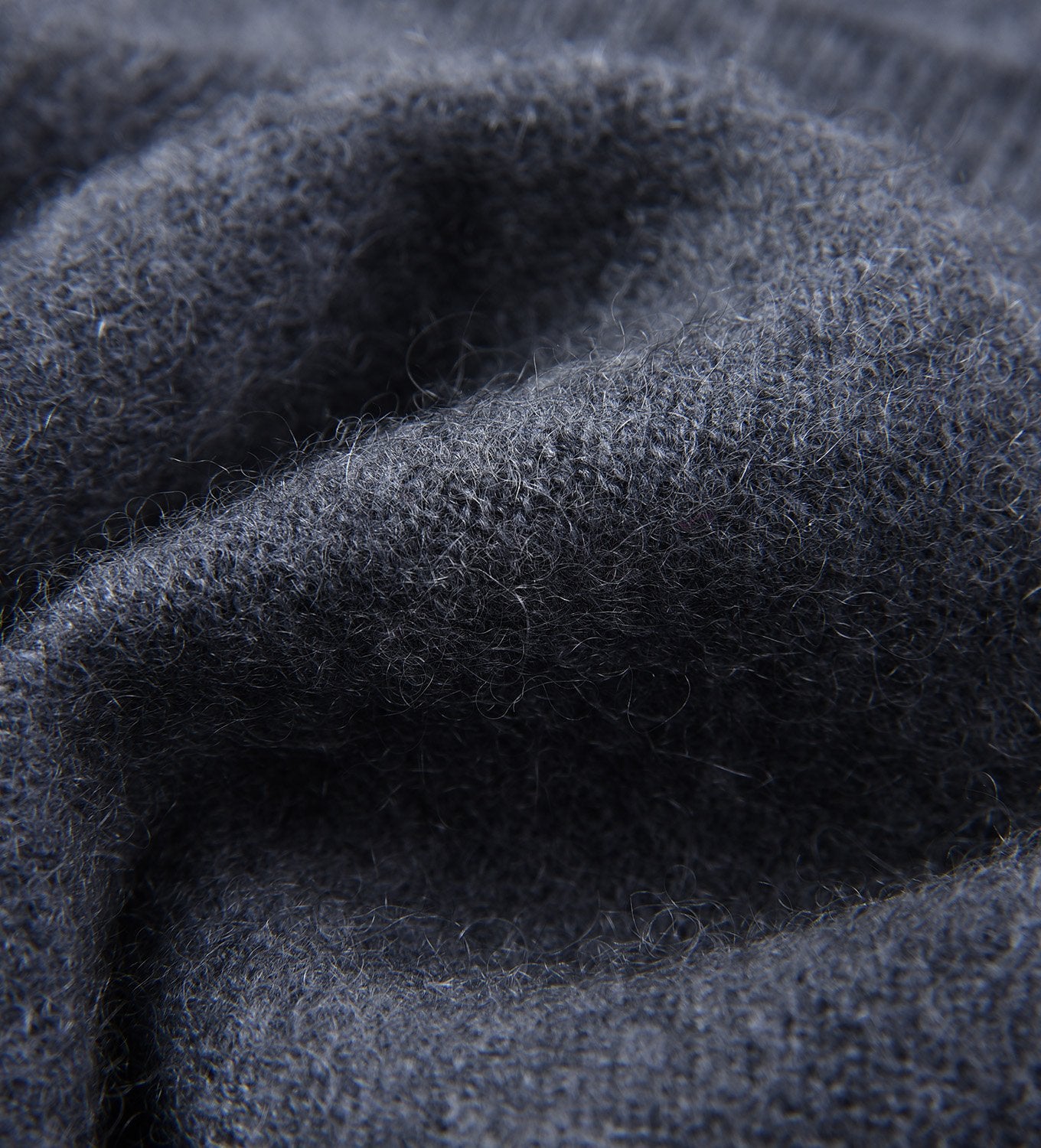 Classic Turtleneck Cashmere Sweater — Dark Grey