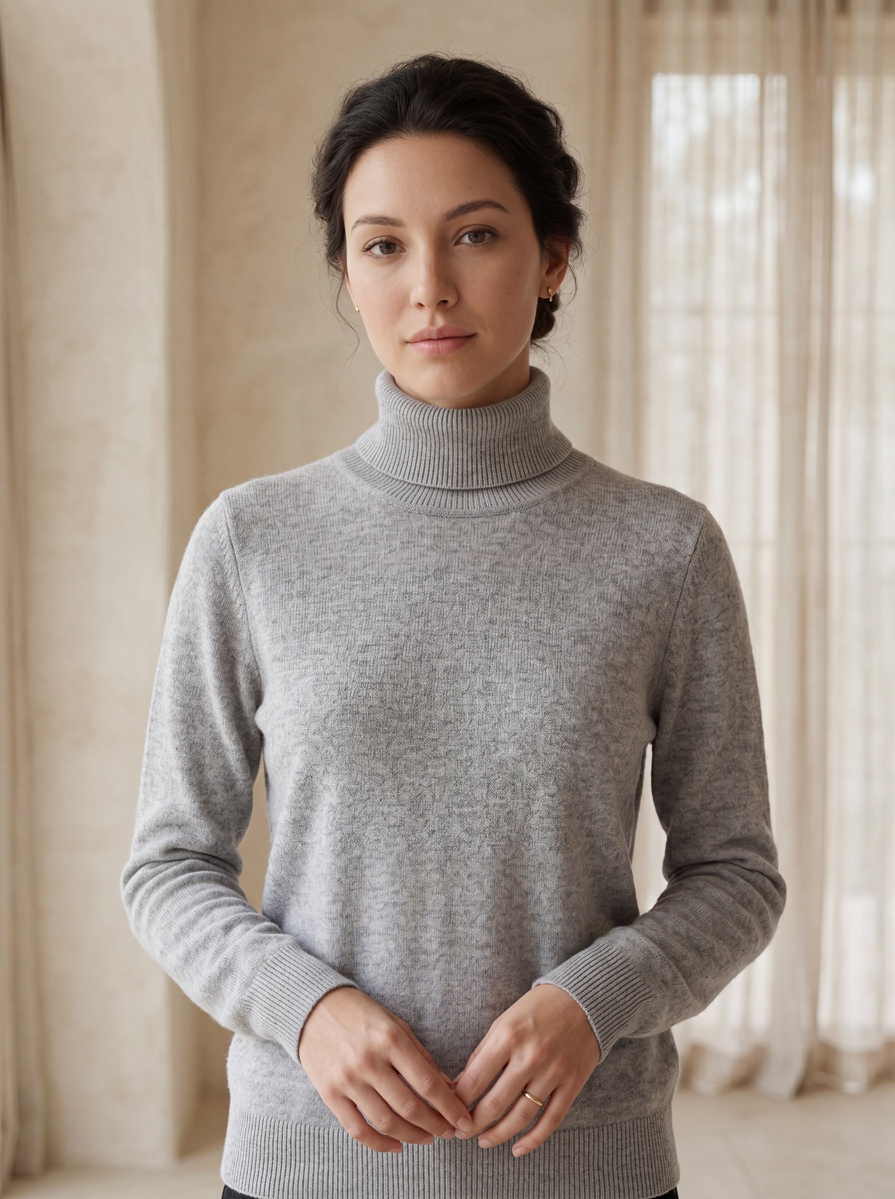 Classic Turtleneck Cashmere Sweater — Grey