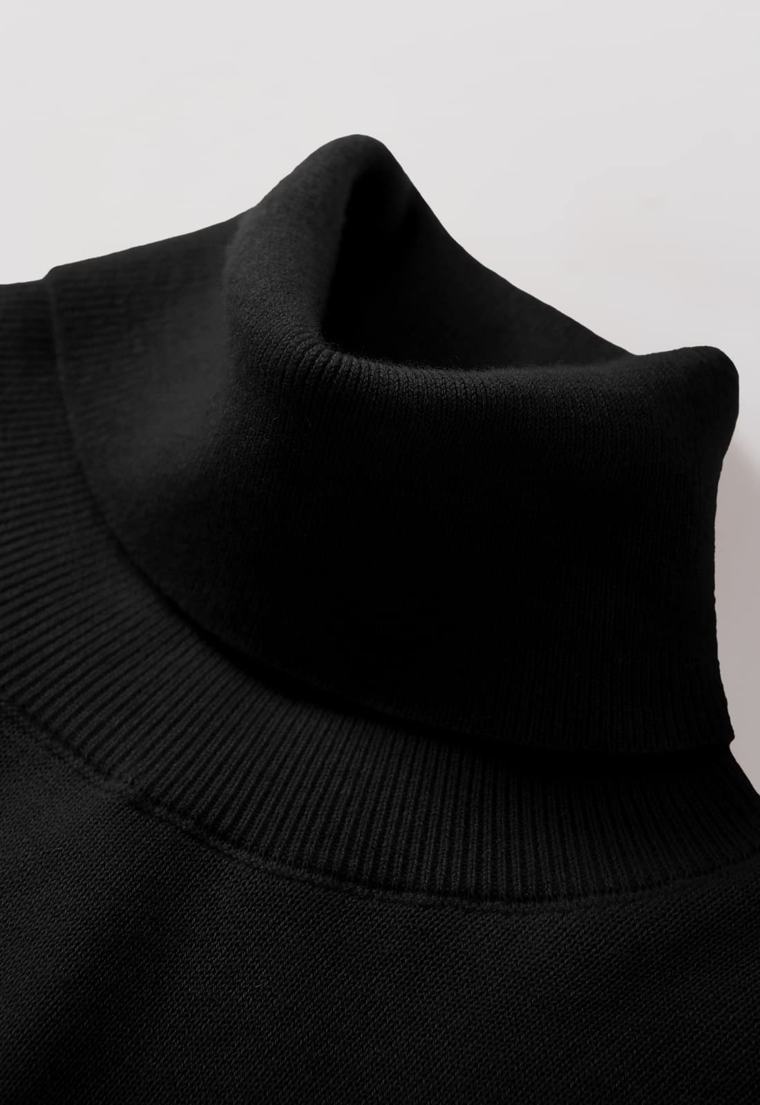 Heavy Gauge Turtleneck Wool Sweater — Black