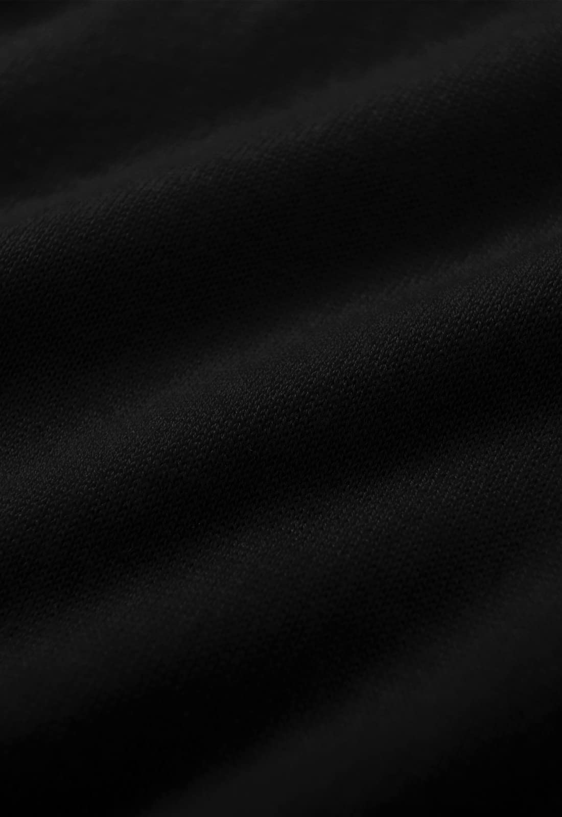 Heavy Gauge Turtleneck Wool Sweater — Black