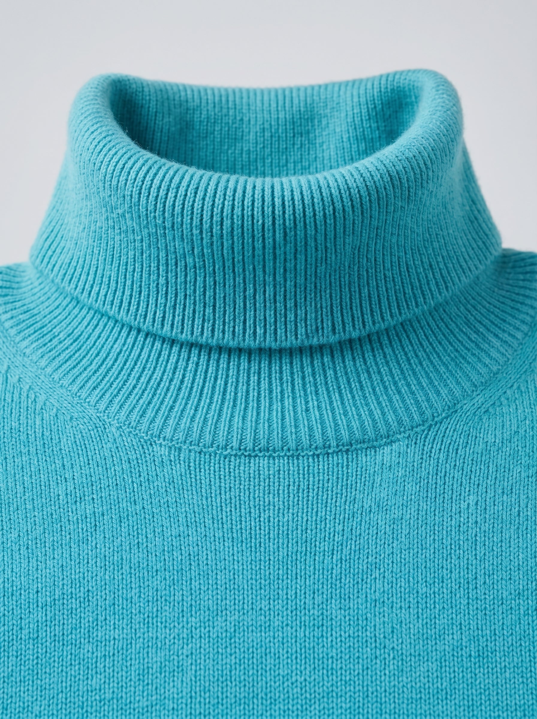 Charcoal Turtleneck Cashmere Sweater — Turquoise