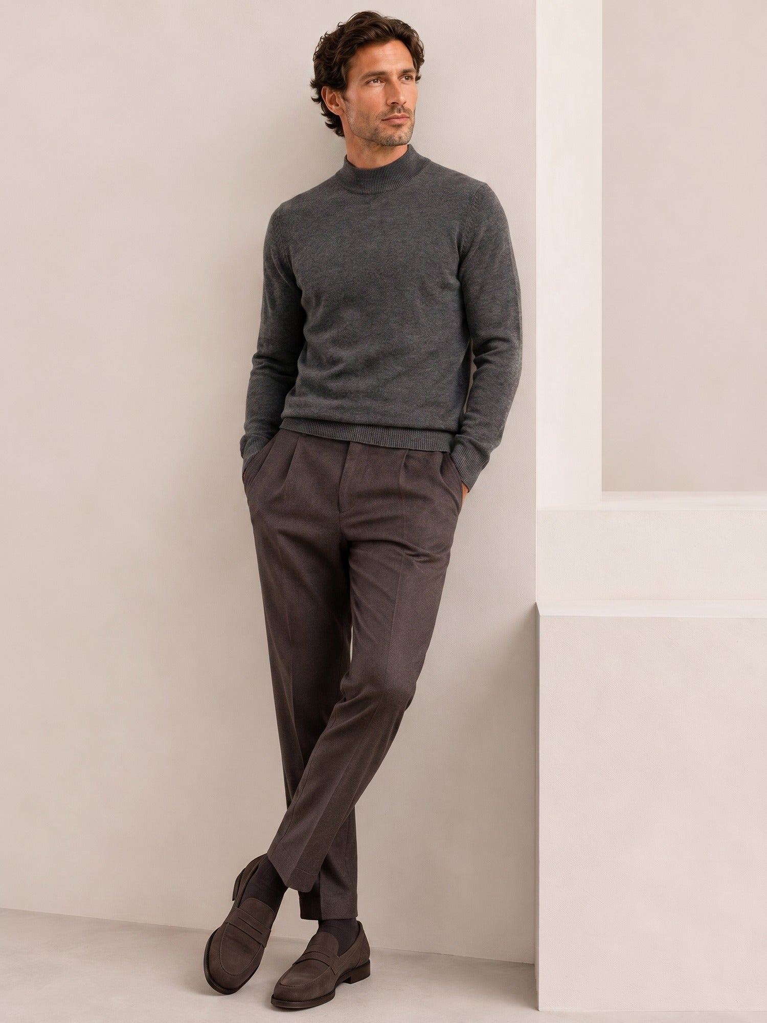 Mock Neck Cashmere Pullover Sweater — Dark grey