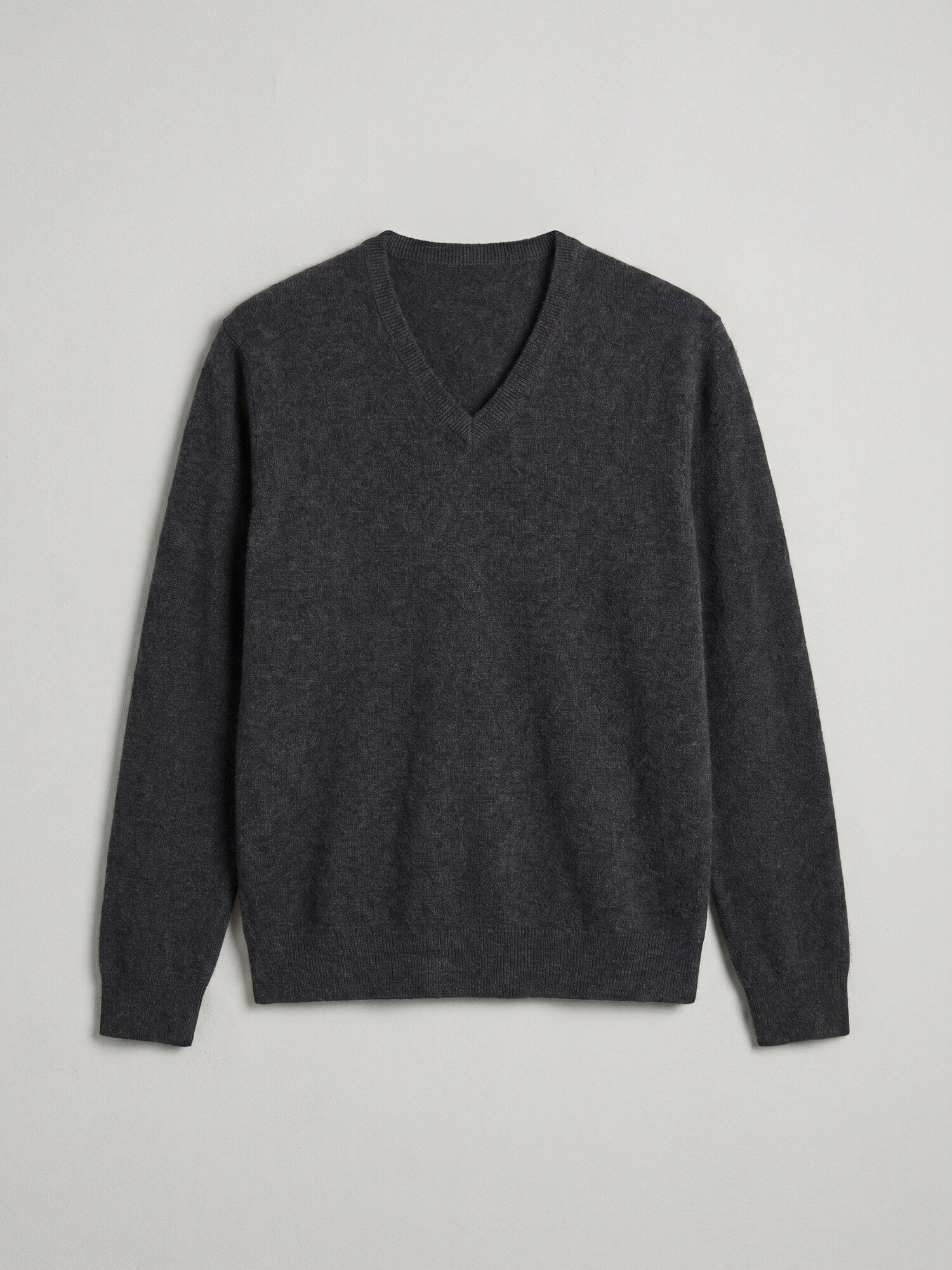 Solid V-Neck Cashmere Pullover Sweater — Dark grey