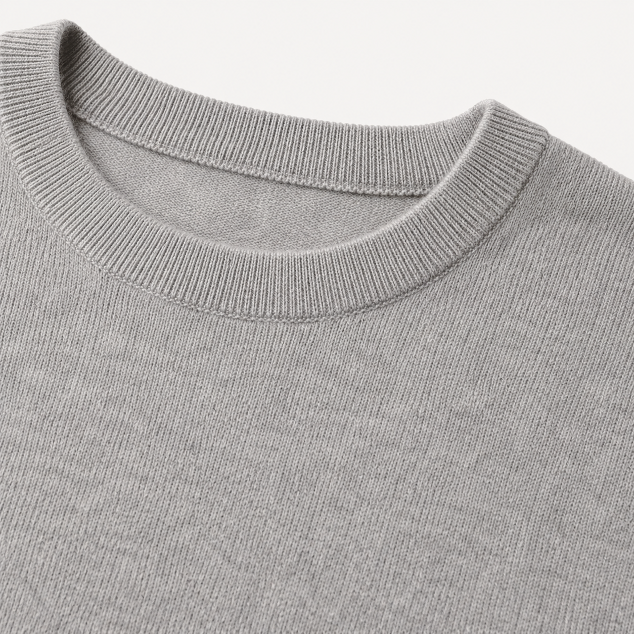 Essential Crew Neck Cashmere Sweater — Light grey