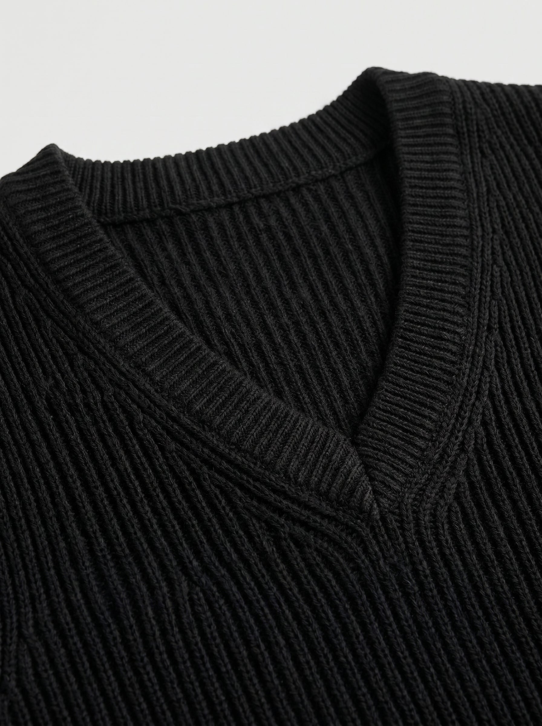 Sleeveless V-Neck Vest — Black