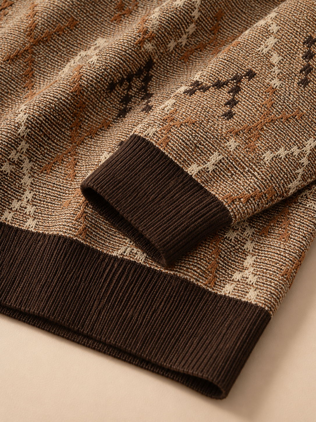 Diamond Pattern Crew Neck Sweater — Brown
