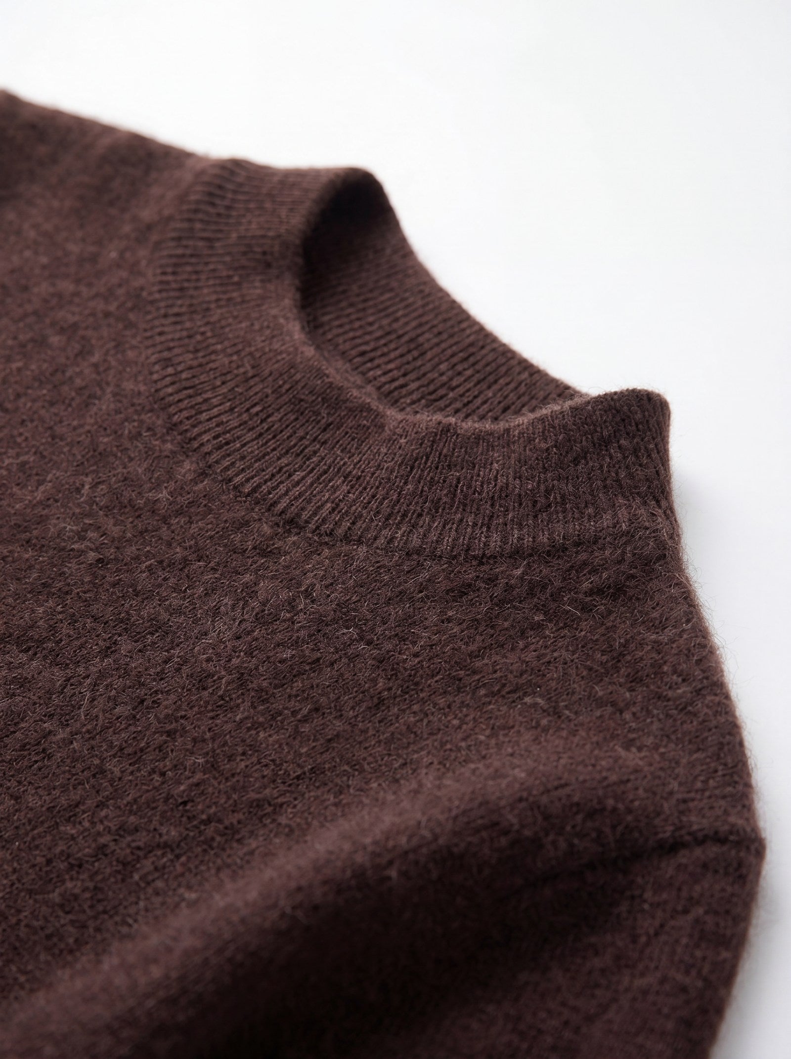 Women's Ribbed Mock Neck Sweater — Coffee