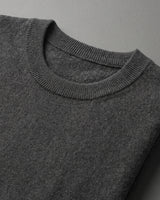 Essential Crew Neck Cashmere Sweater — Dark grey