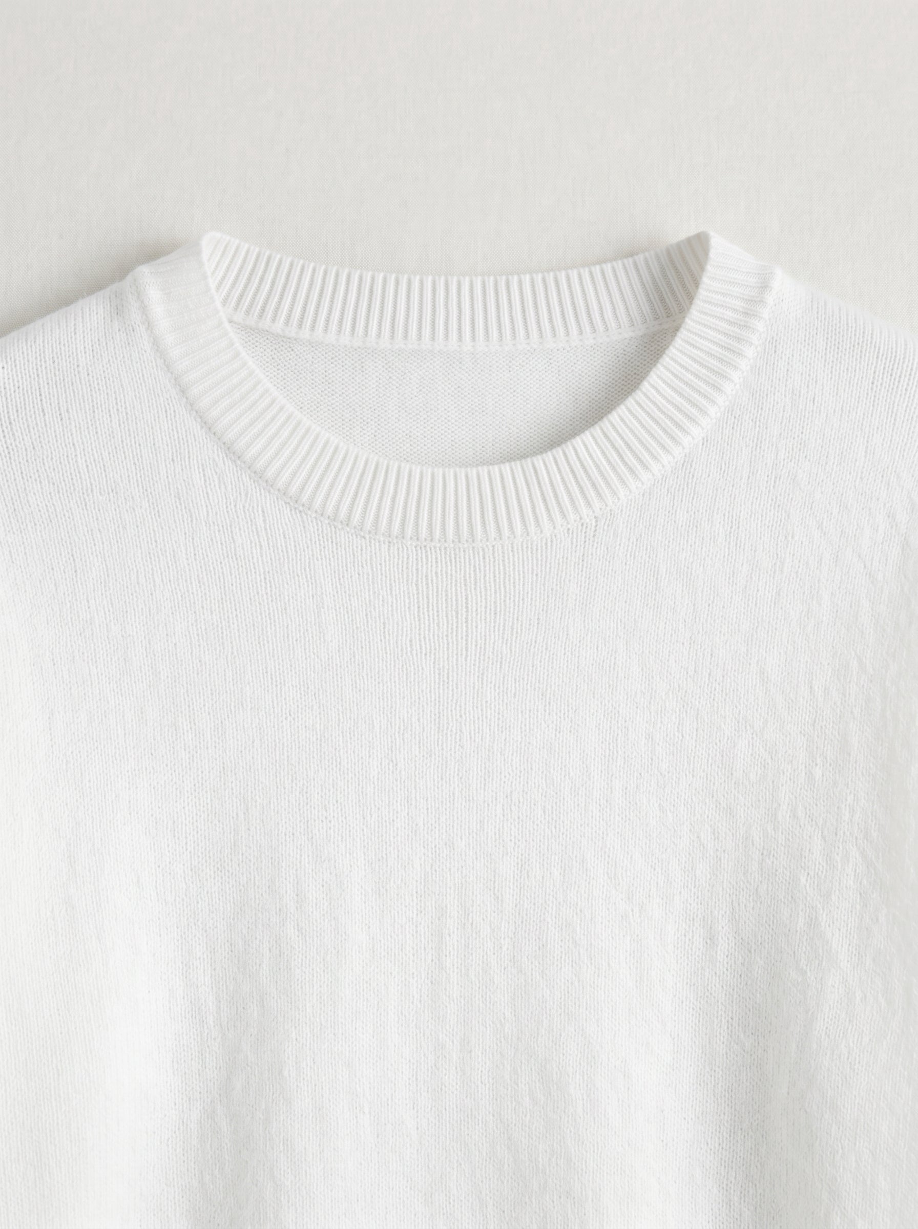 Women's Colorblock Crew Neck Cashmere Sweater — White
