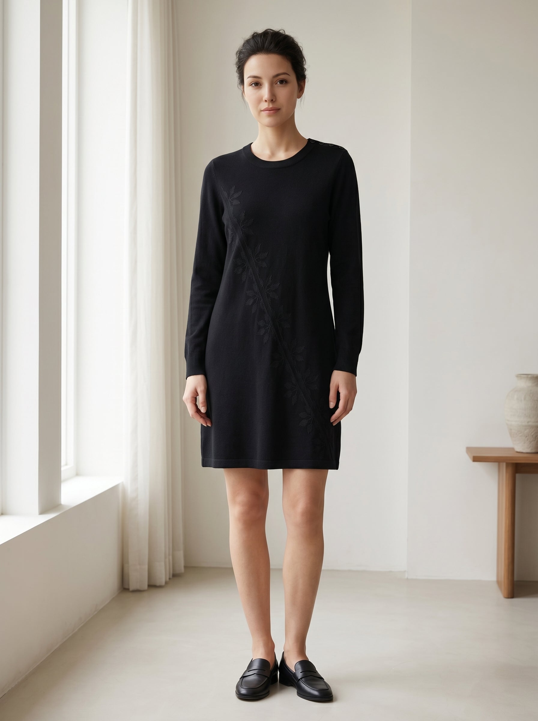Women's Mid-Length Cashmere Sweater Dress — Black