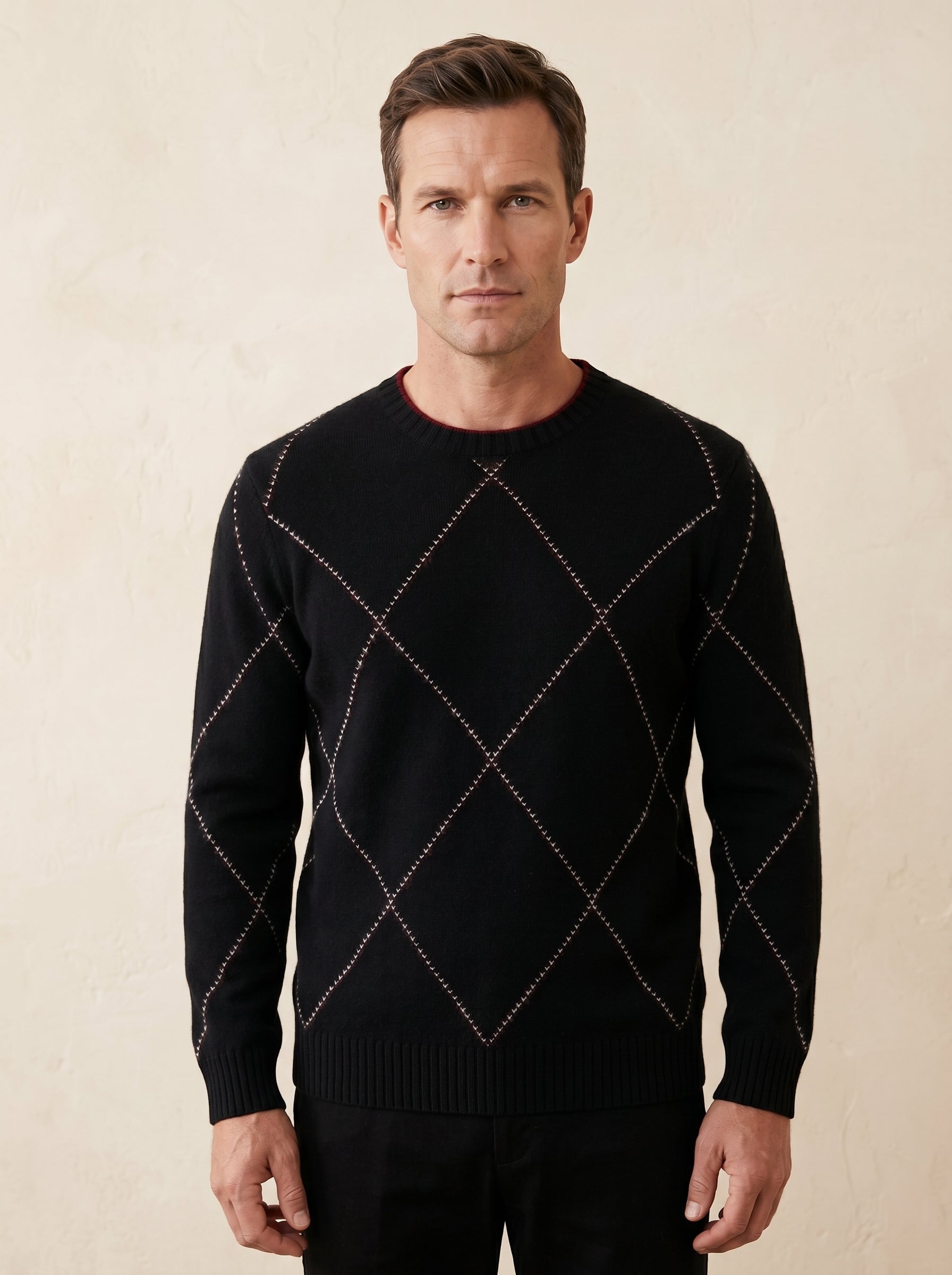 ZHILIFS | Men's Argyle Crew Neck Pullover — Black