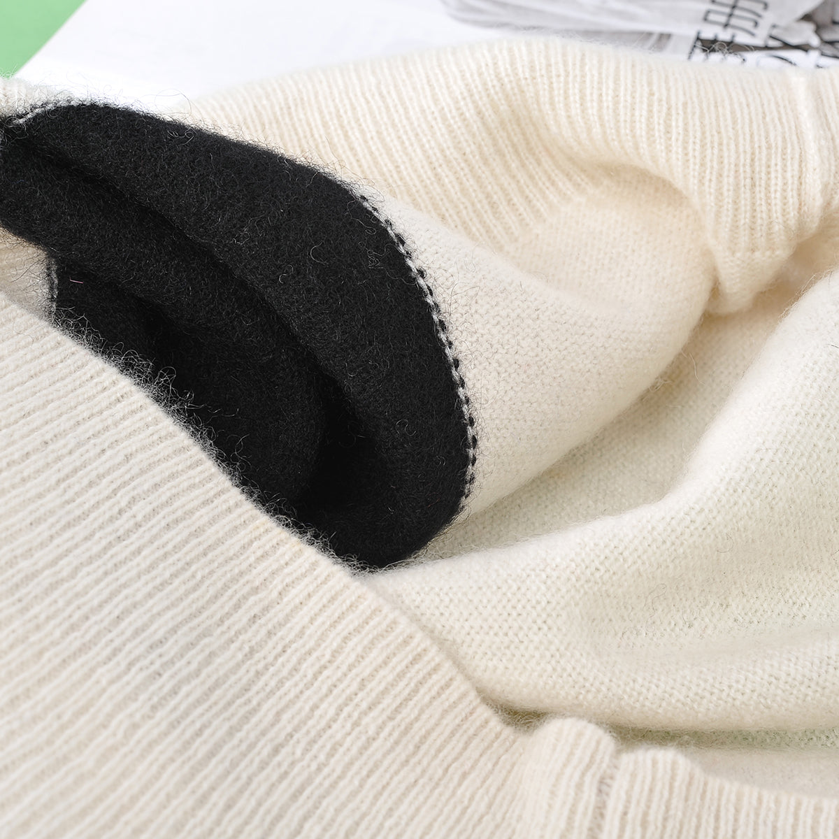 Women's Colorblock Crew Neck Cashmere Sweater